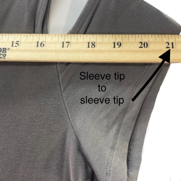 Feminine Soft & Sexy M Minimalist Cold Shoulder Relaxed Grey Jersey Effortless - Picture 7 of 11